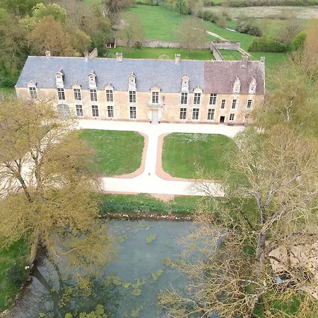 Le Château De Grisy Et Sa Ferme - élégant - Piscine - Calme