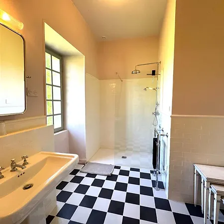 Le Château De Grisy Et Sa Ferme - élégant - Piscine - Calme * Vendeuvre