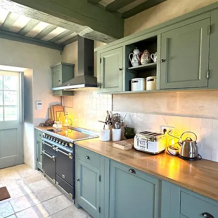 Villa Le Château De Grisy Et Sa Ferme - élégant - Piscine - Calme *