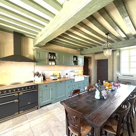 Villa Le Chateau De Grisy -13p Et Sa Ferme -9p, Piscine *