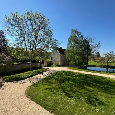 Le Château De Grisy Et Sa Ferme - élégant - Piscine - Calme *